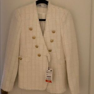 ZARA cream colored blazer w/gold buttons